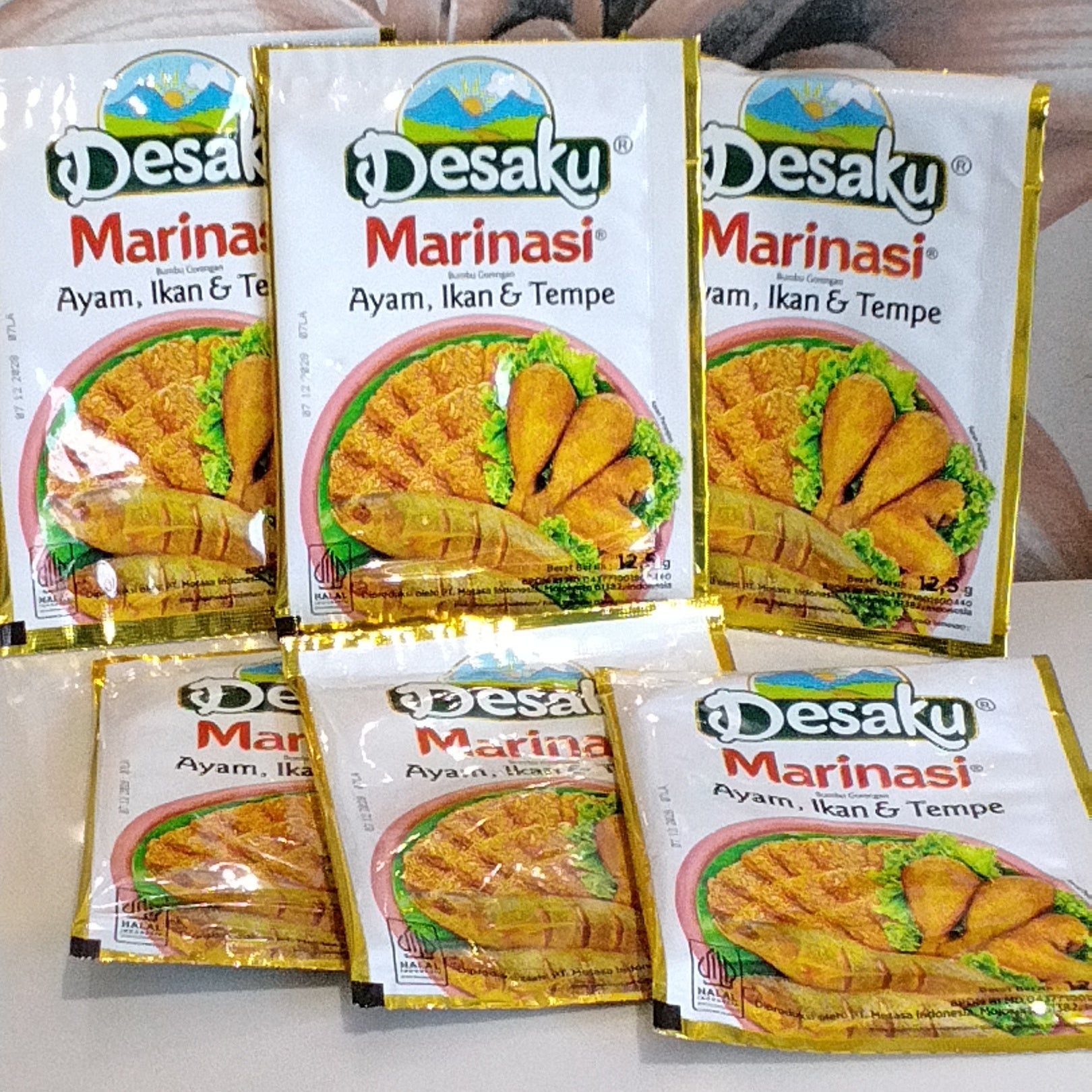Desaku Marinasi Bumbu Tempe Ikan Ayam Goreng 12.5gx12g. تتبيلة