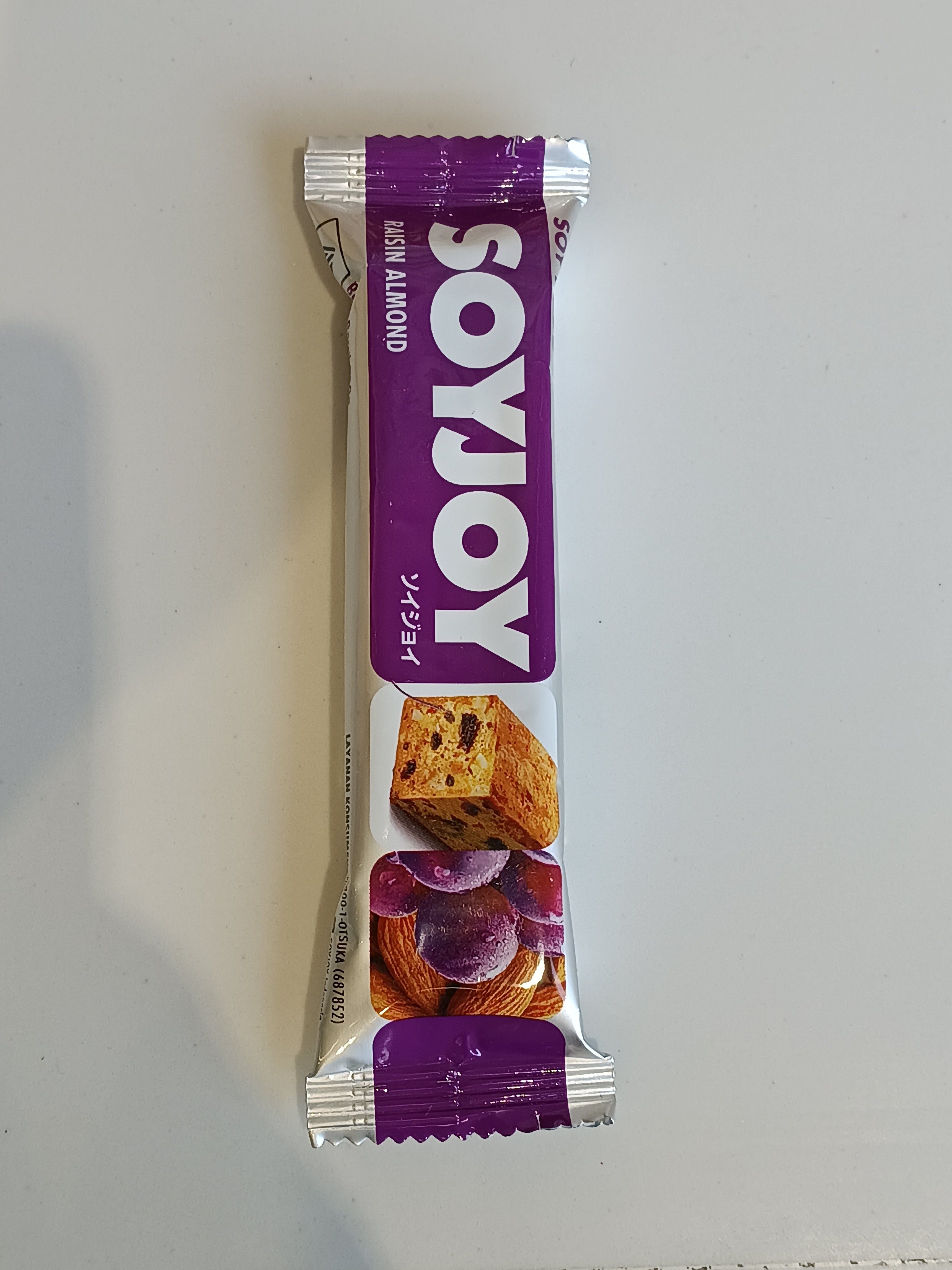 Soyjoy Raisin Almond 30gr. سوي جوي بالزبيب واللوز 30 جم