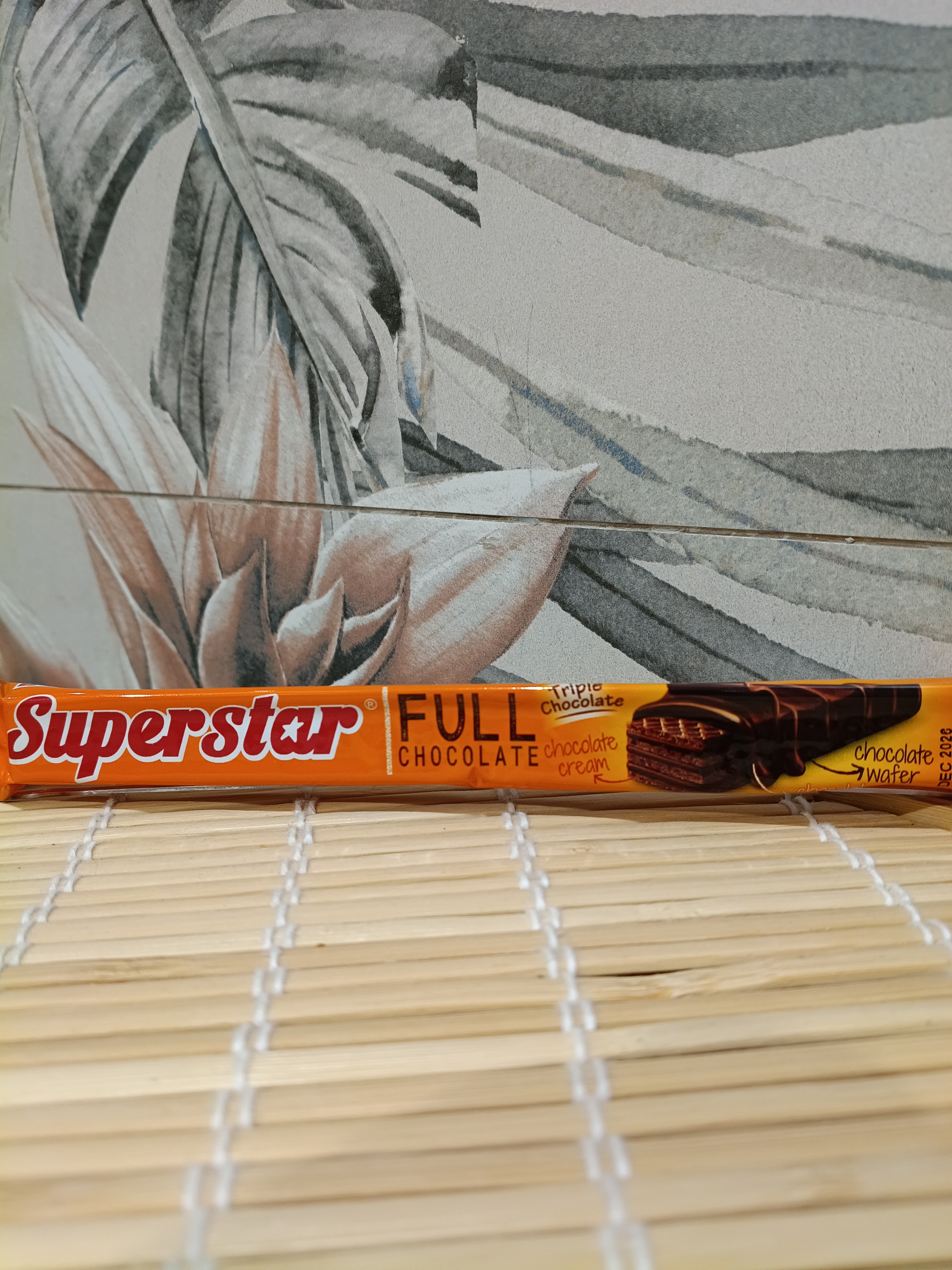 Mayora Superstar Wafer Salut Coklat 12.5gr. رقائق مايورا سوبرستار المغطاة بالشوكولاتة 12.5 غرام