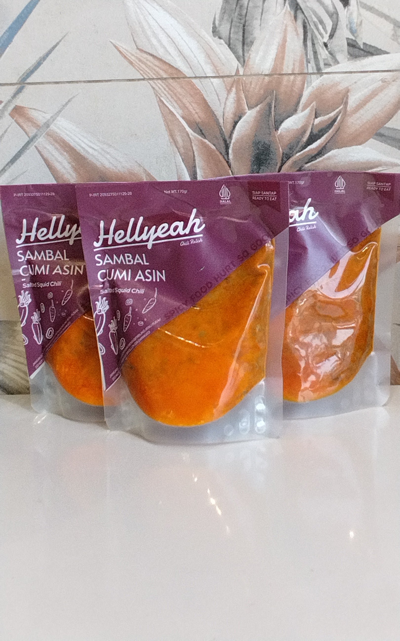 Hellyeah Sambal Cumi Asin 170g.