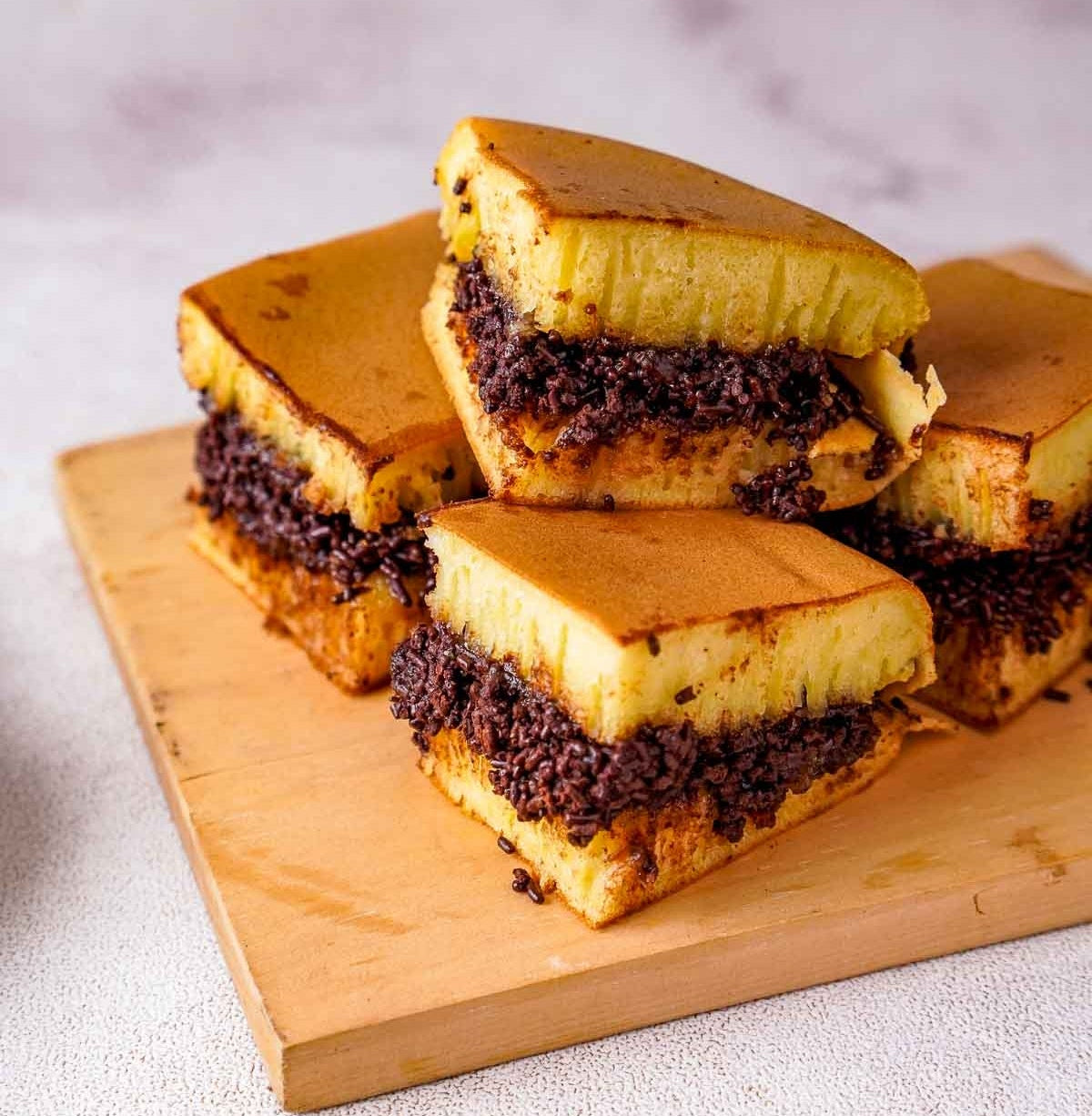 Martabak Mudir Cokelat. مرتاباك الشوكولاتة مودير