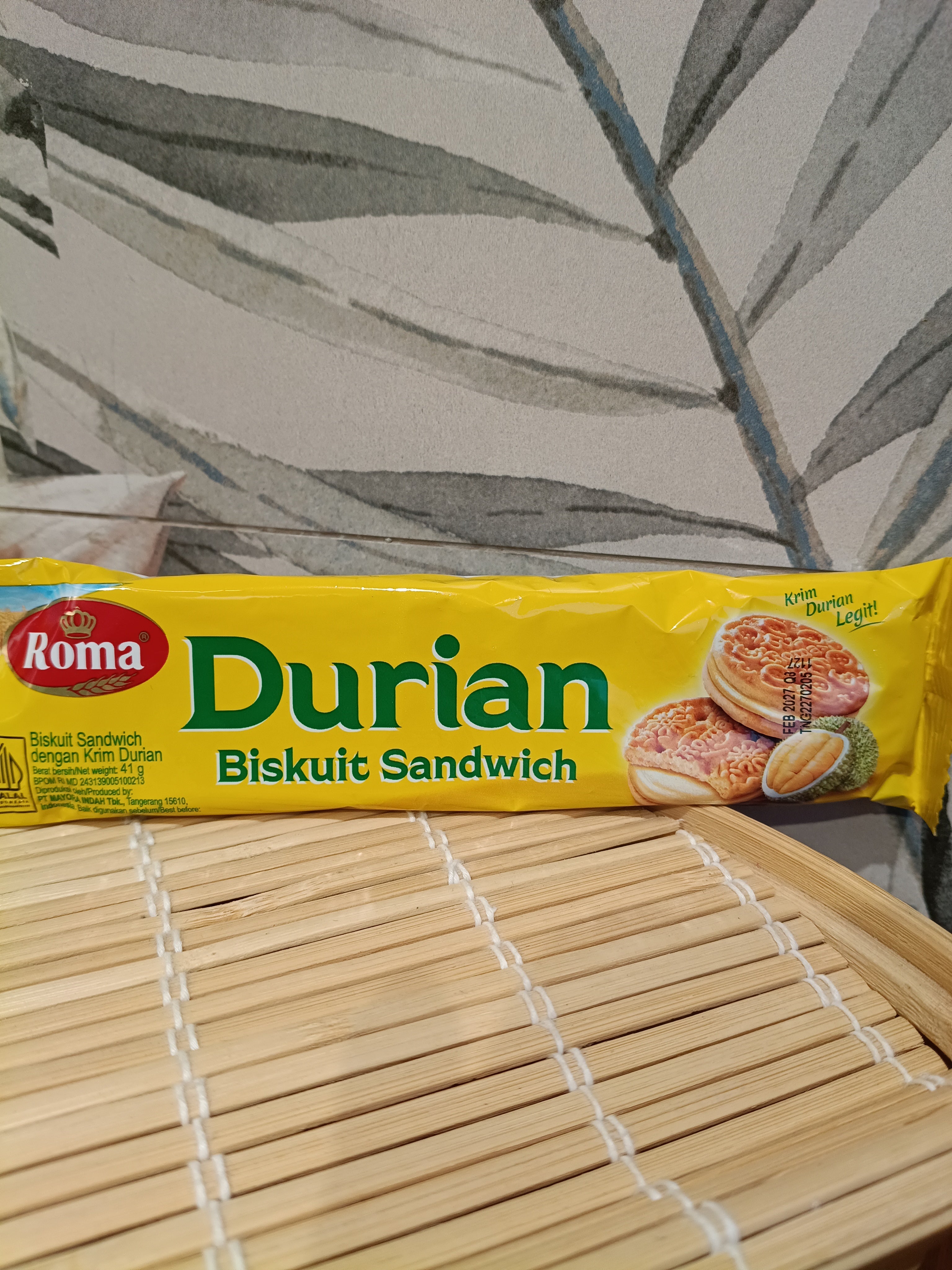 Roma Biscuit Sandwich Durian 41gr. روما بسكويت ساندويتش كريم دوريان 41 جرام