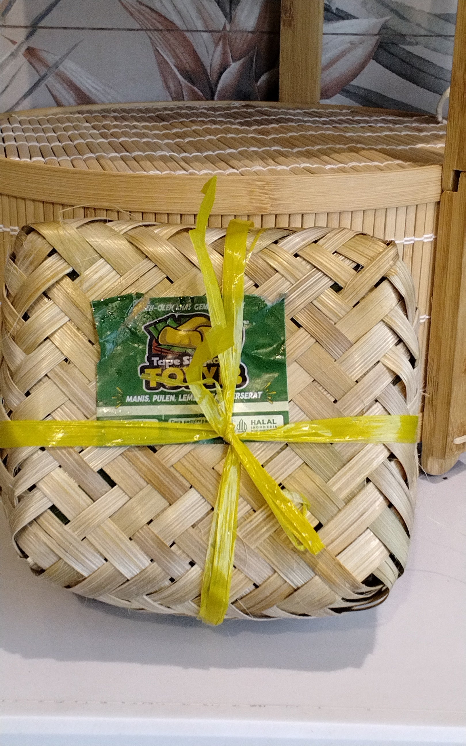 Tapai Peyeum Singkong 500g L. تاباي بيويوم كاسافا 500 غرام